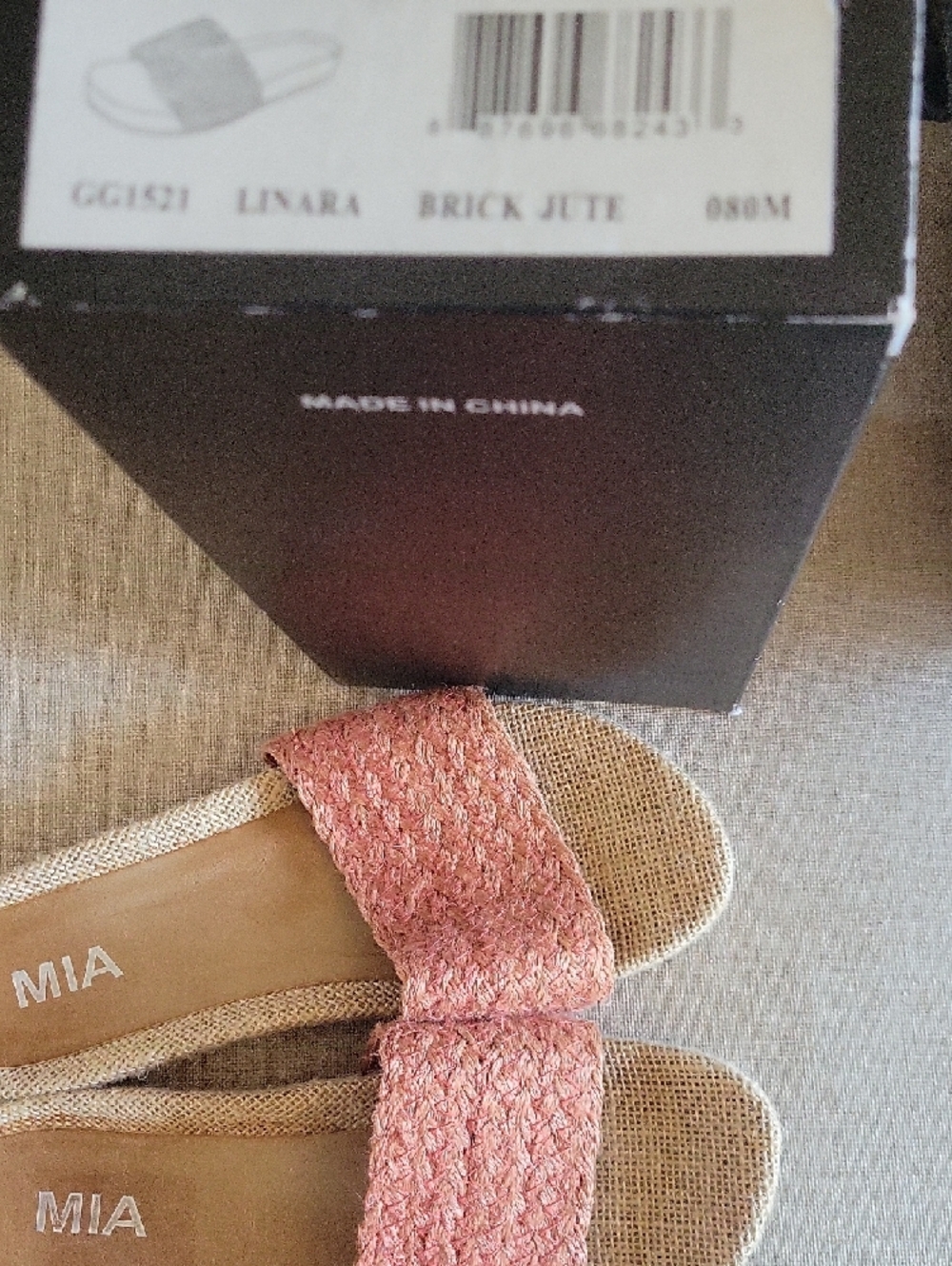 MIA Sz 8 Brick Braided Slide Sandals with Neutral Footbed - Picture 2 of 6